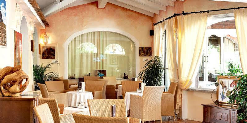 Colonna Resort Country & Sporting Club Порто Черво Екстериор снимка