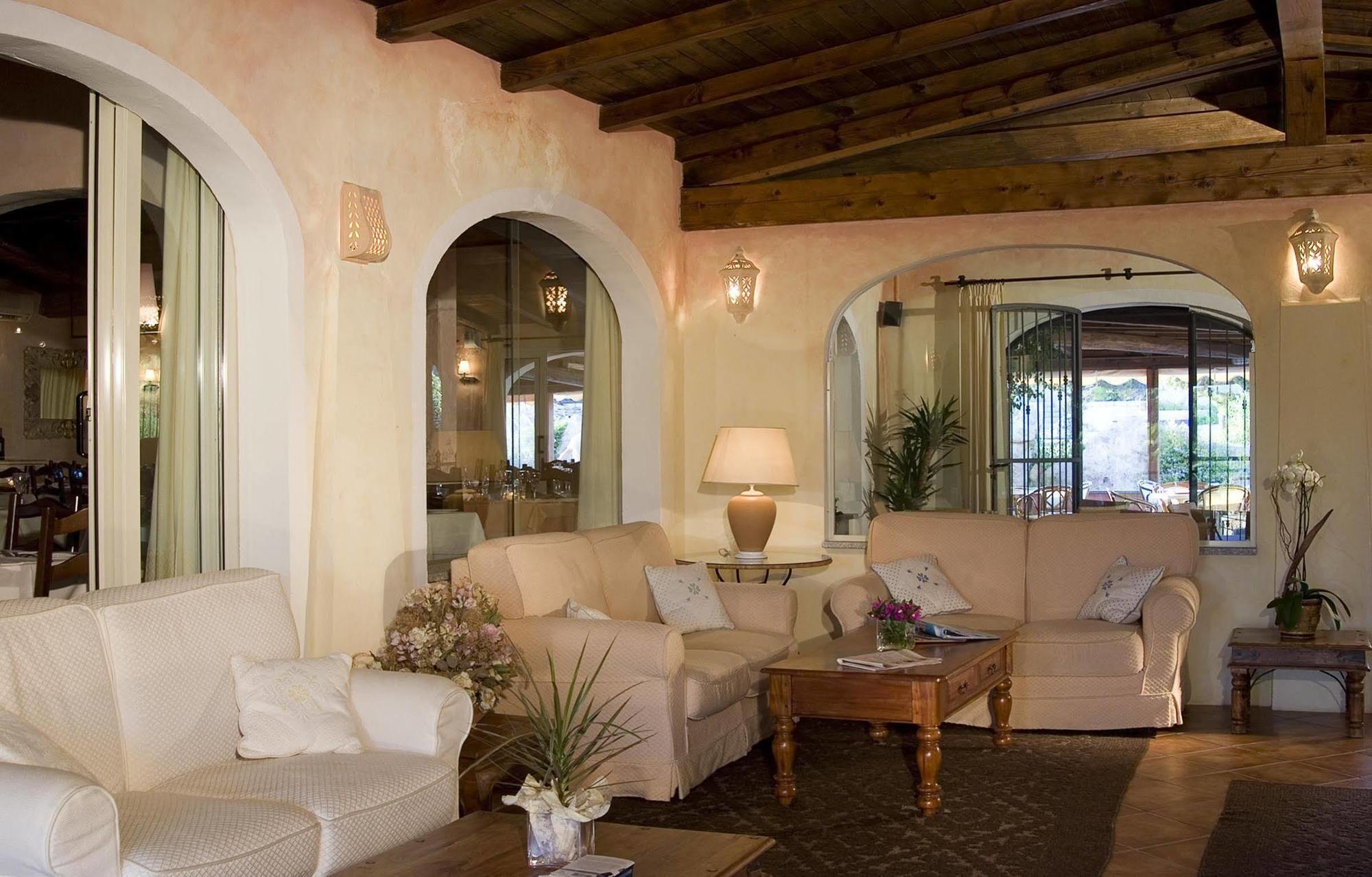 Colonna Resort Country & Sporting Club Порто Черво Стая снимка