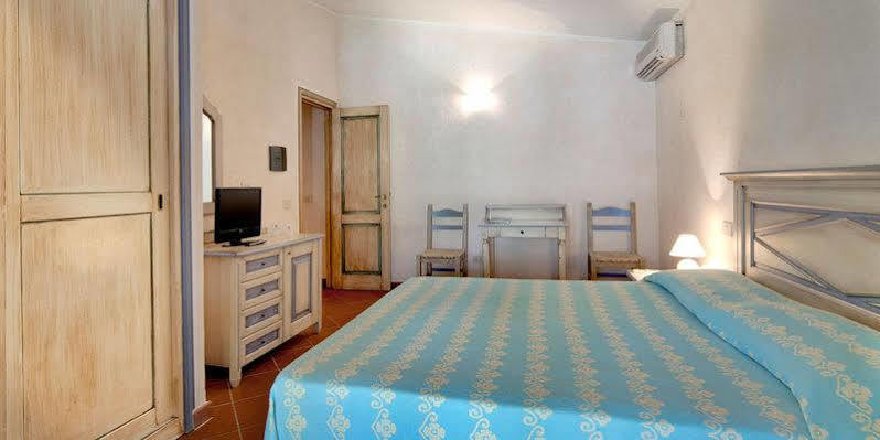 Colonna Resort Country & Sporting Club Порто Черво Екстериор снимка