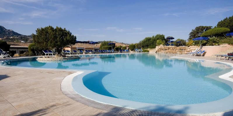 Colonna Resort Country & Sporting Club Порто Черво Екстериор снимка