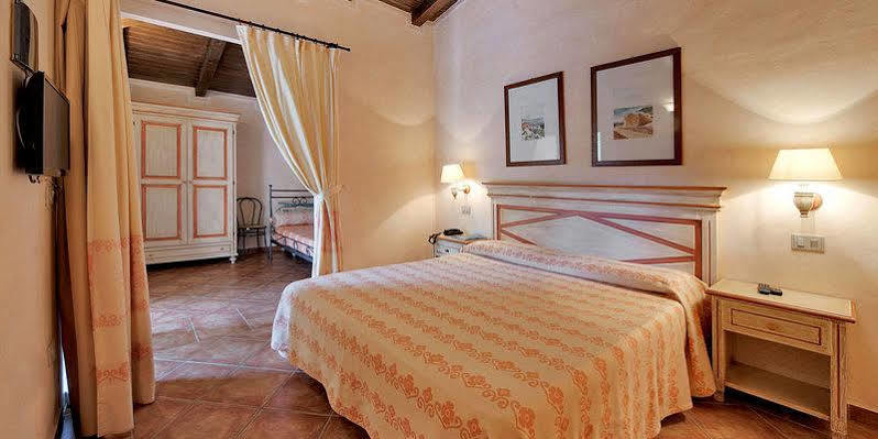 Colonna Resort Country & Sporting Club Порто Черво Екстериор снимка